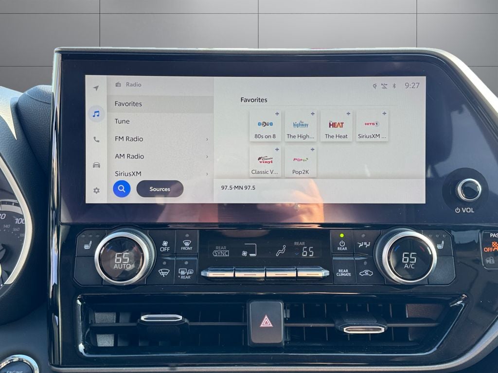 2023 Toyota Highlander XLE AWD