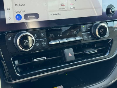 2023 Toyota Highlander XLE AWD