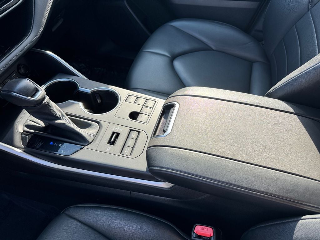 2023 Toyota Highlander XLE AWD