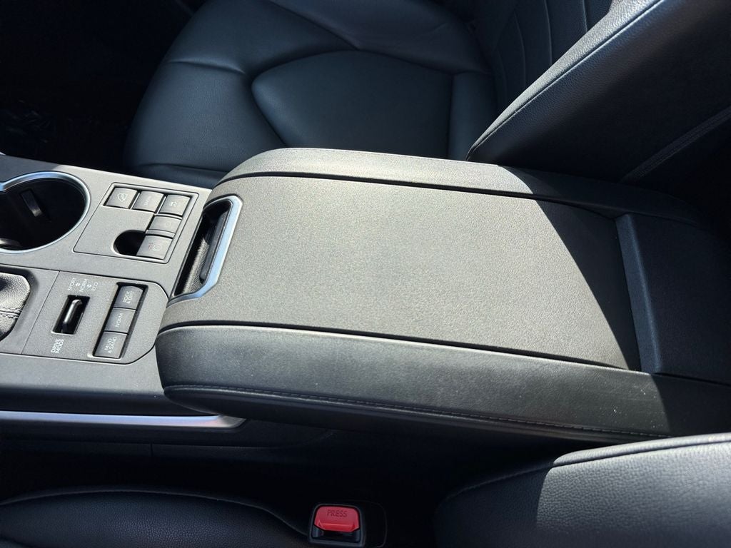 2023 Toyota Highlander XLE AWD