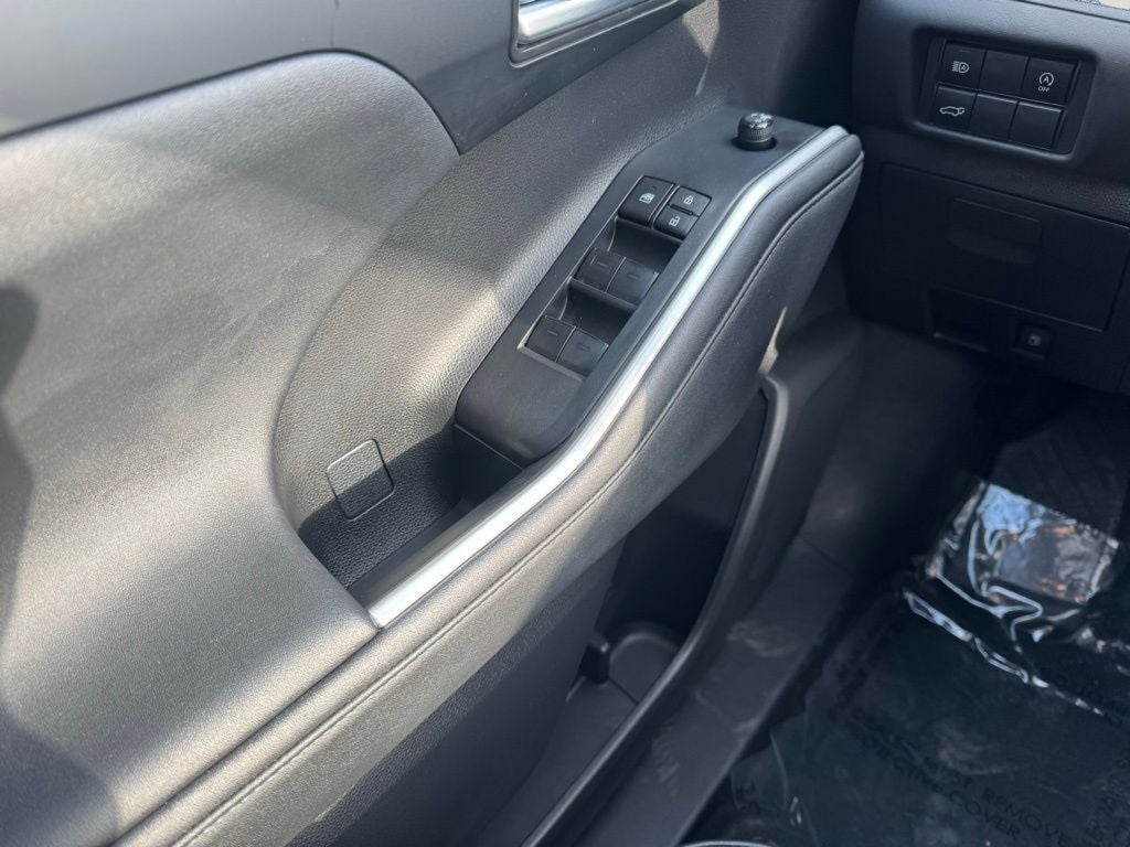 2023 Toyota Highlander XLE AWD