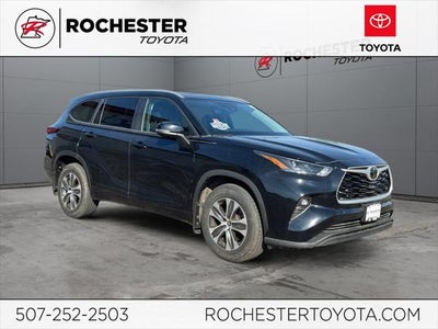 2023 Toyota Highlander XLE AWD