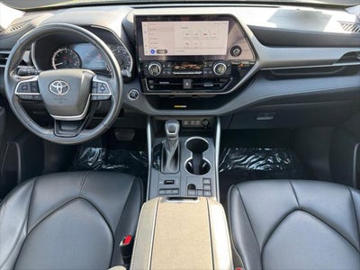 2023 Toyota Highlander XLE AWD