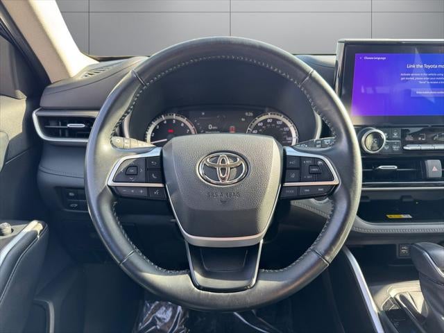 2023 Toyota Highlander XLE AWD