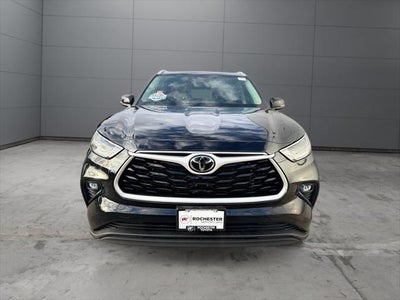 2023 Toyota Highlander XLE AWD