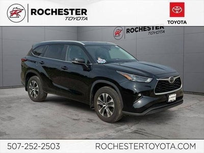2023 Toyota Highlander XLE AWD