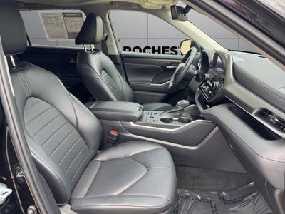 2023 Toyota Highlander XLE AWD
