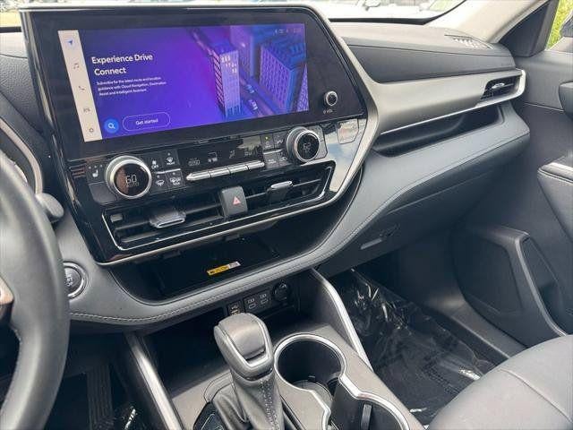2023 Toyota Highlander XLE AWD