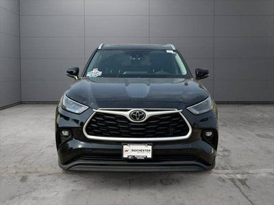 2023 Toyota Highlander XLE AWD