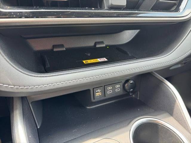 2023 Toyota Highlander XLE AWD