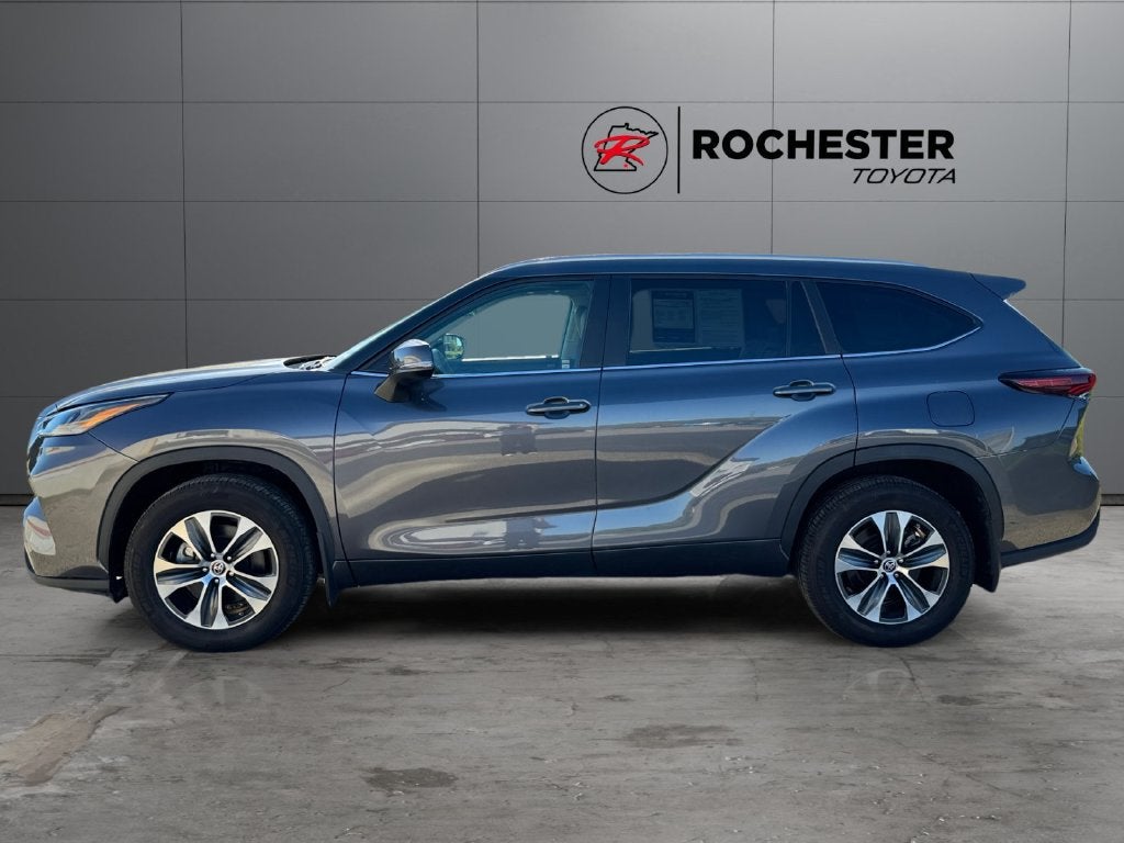 2024 Toyota Highlander XLE AWD