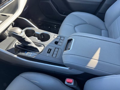 2024 Toyota Highlander XLE AWD
