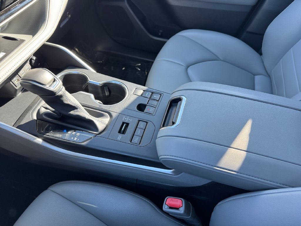 2024 Toyota Highlander XLE AWD