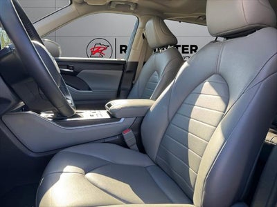 2024 Toyota Highlander XLE AWD