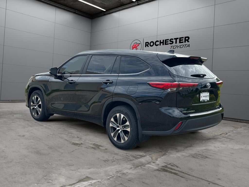 2023 Toyota Highlander XLE AWD