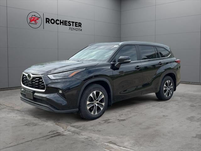 2023 Toyota Highlander XLE AWD