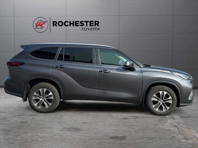 2024 Toyota Highlander XLE AWD