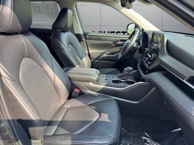 2024 Toyota Highlander XLE AWD