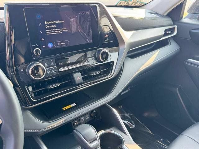 2024 Toyota Highlander XLE AWD