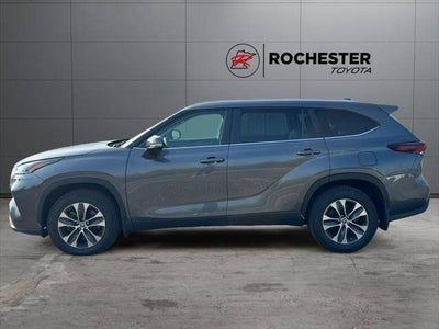 2024 Toyota Highlander XLE AWD