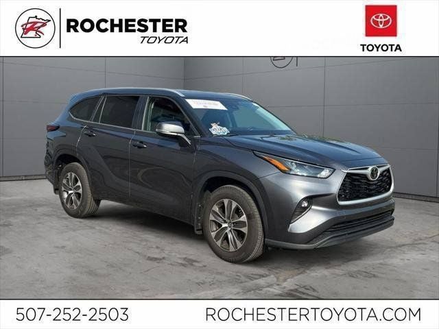 2024 Toyota Highlander XLE AWD