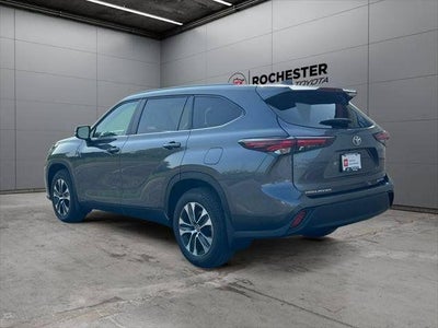 2024 Toyota Highlander XLE AWD
