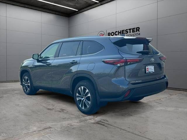 2024 Toyota Highlander XLE AWD