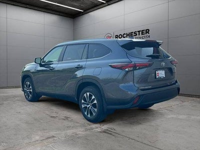 2024 Toyota Highlander XLE AWD