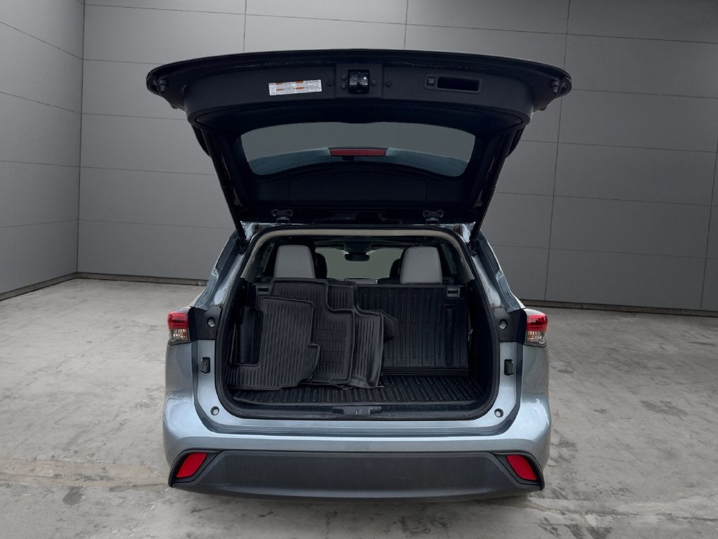 2023 Toyota Highlander XLE AWD