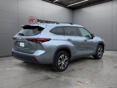 2023 Toyota Highlander XLE AWD