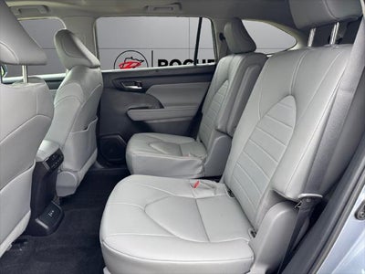 2023 Toyota Highlander XLE AWD