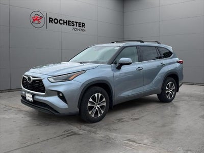 2023 Toyota Highlander XLE AWD