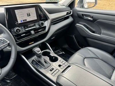 2023 Toyota Highlander XLE AWD