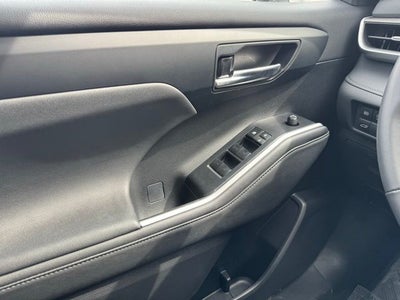 2023 Toyota Highlander XLE AWD