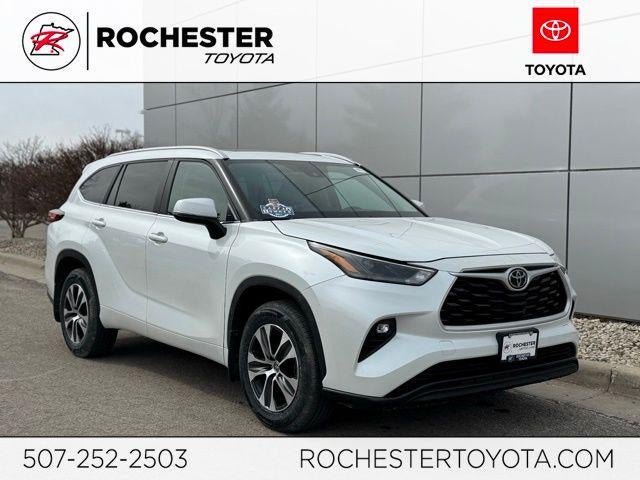 2023 Toyota Highlander XLE AWD