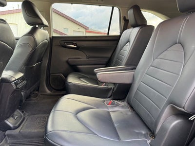 2023 Toyota Highlander XLE AWD