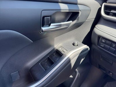 2023 Toyota Highlander XLE AWD