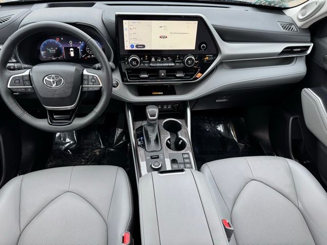 2024 Toyota Highlander Platinum AWD