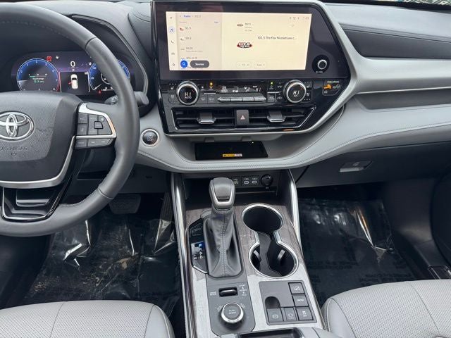2024 Toyota Highlander Platinum AWD