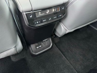 2024 Toyota Highlander Platinum AWD
