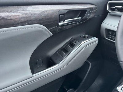 2024 Toyota Highlander Platinum AWD