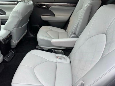 2024 Toyota Highlander Platinum AWD