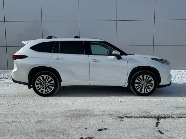 2023 Toyota Highlander Platinum AWD