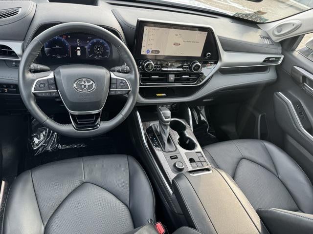 2023 Toyota Highlander Platinum AWD