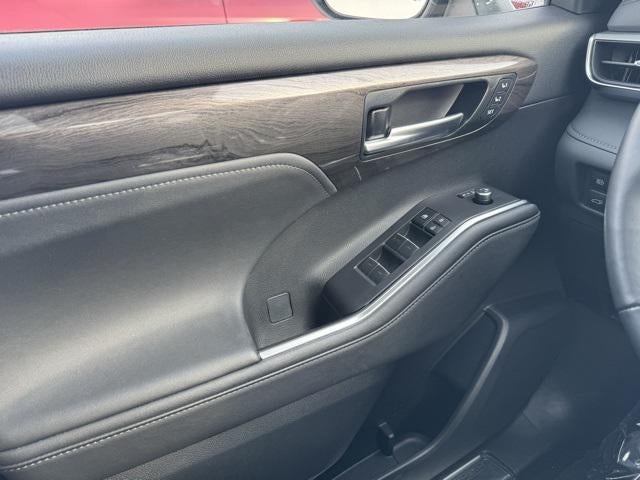 2023 Toyota Highlander Platinum AWD