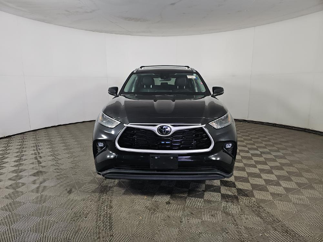 2023 Toyota Highlander XLE AWD