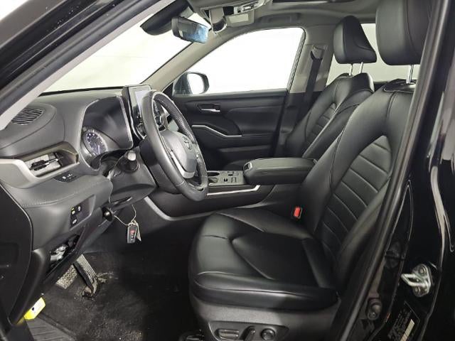2023 Toyota Highlander XLE AWD