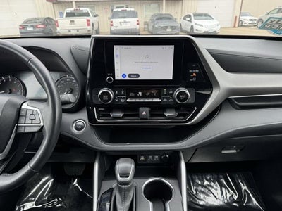 2024 Toyota Highlander LE AWD