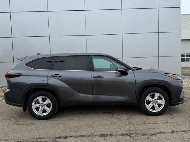 2024 Toyota Highlander LE AWD