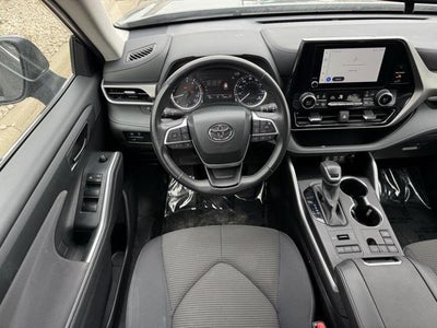 2024 Toyota Highlander LE AWD
